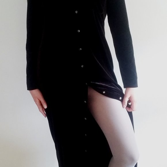 1990's Black Velvet Maxi Dress with Snap Buttons - Picture 6 of 7